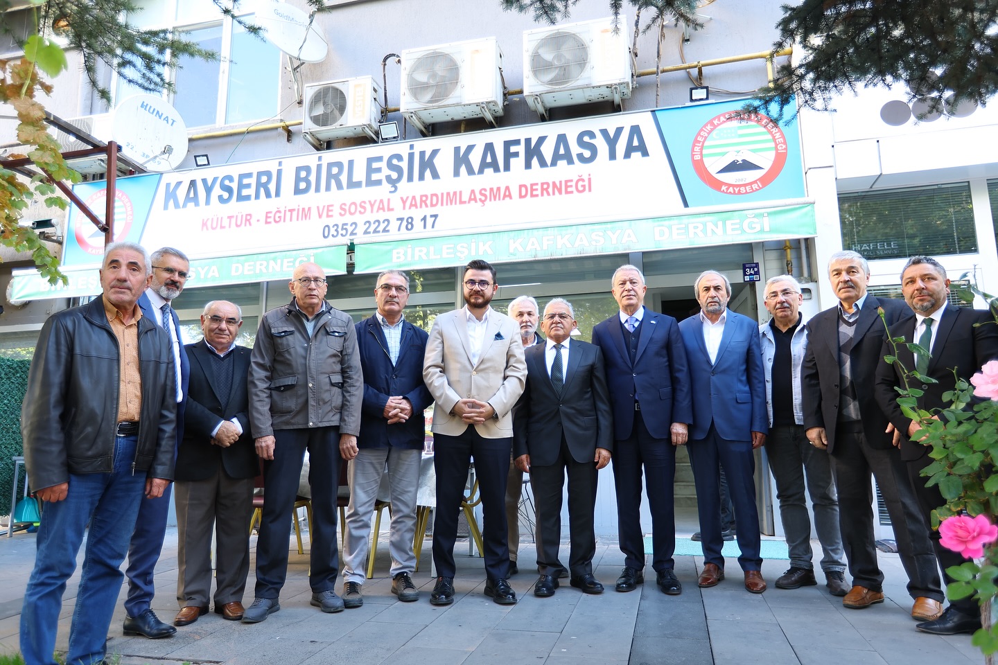 Kayseri'de Protokolden STK ve Eğitim Kurumlarına Ziyaret